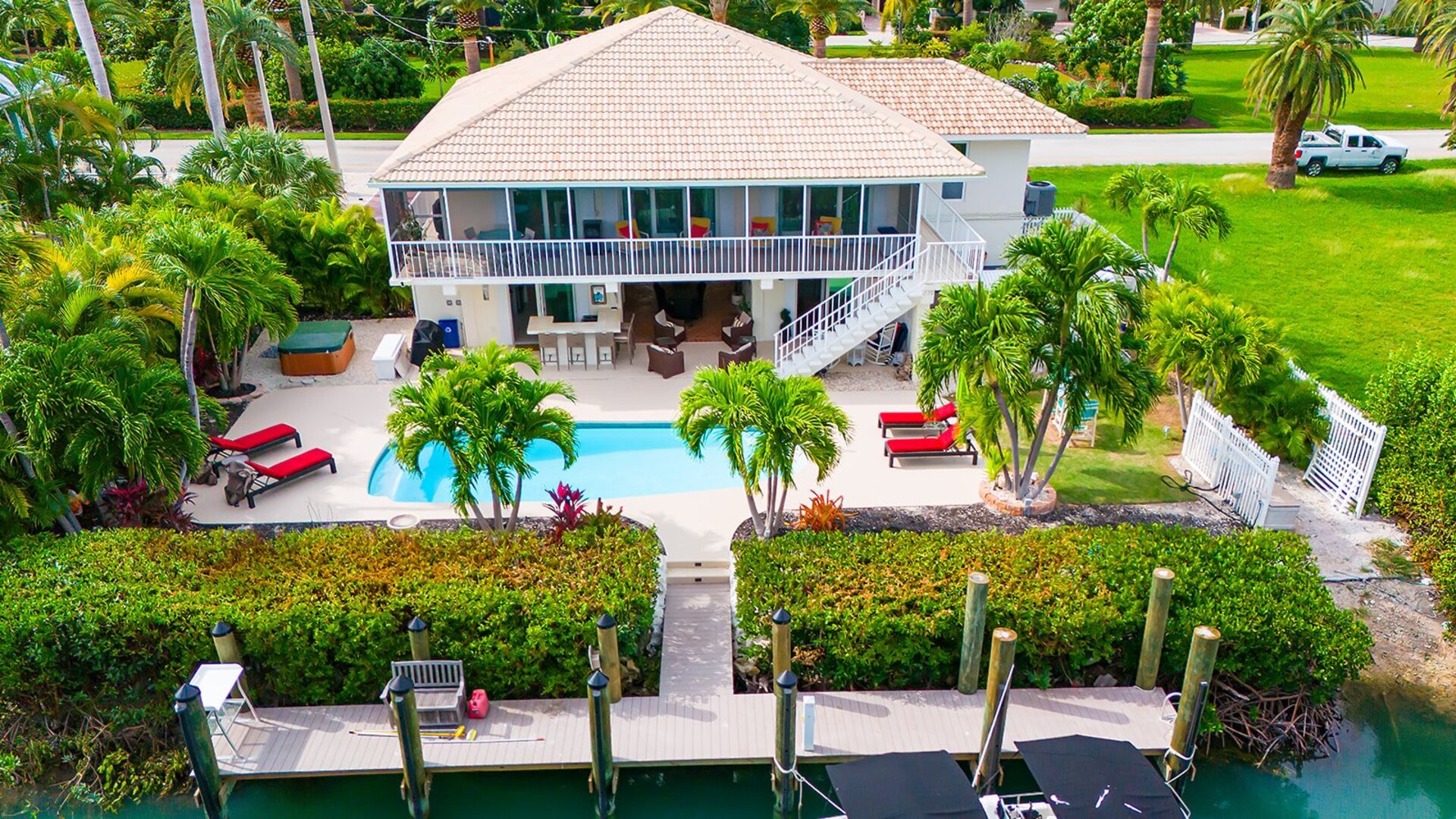 Sea View in Key Colony Beach, FL