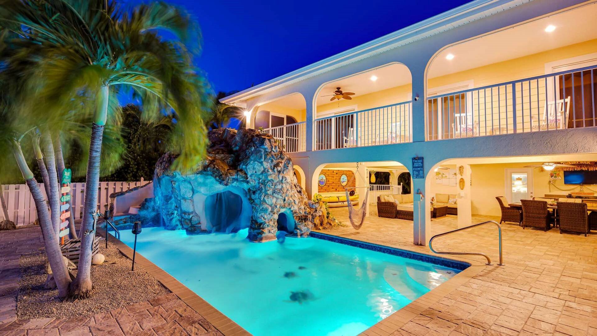 Sip Slidin' Hideaway in KEY COLONY BEACH, FL