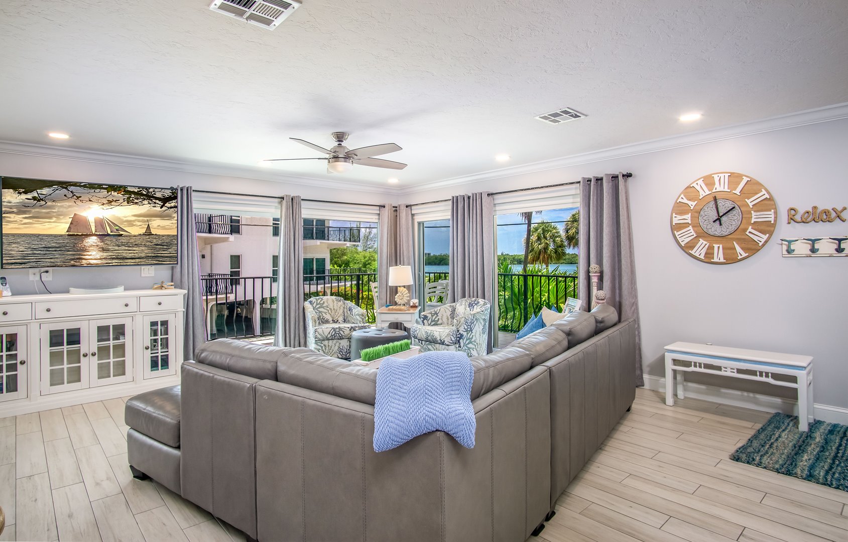 Paradise Pointe