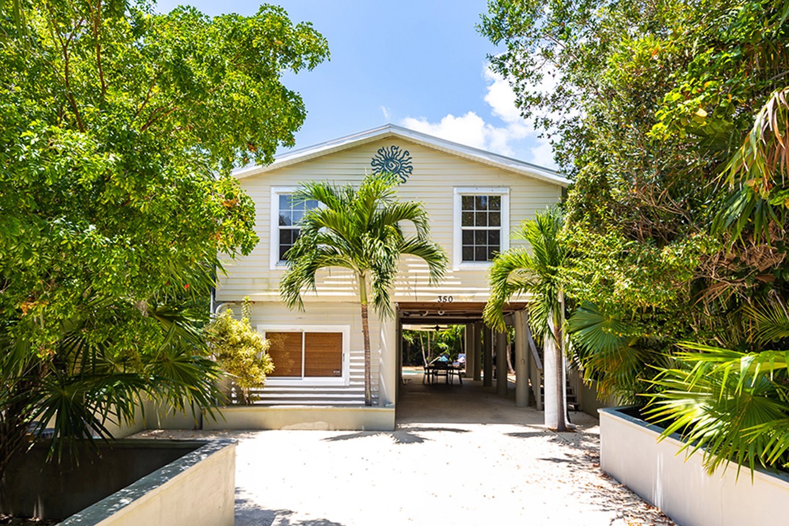 Sunshine Hideaway